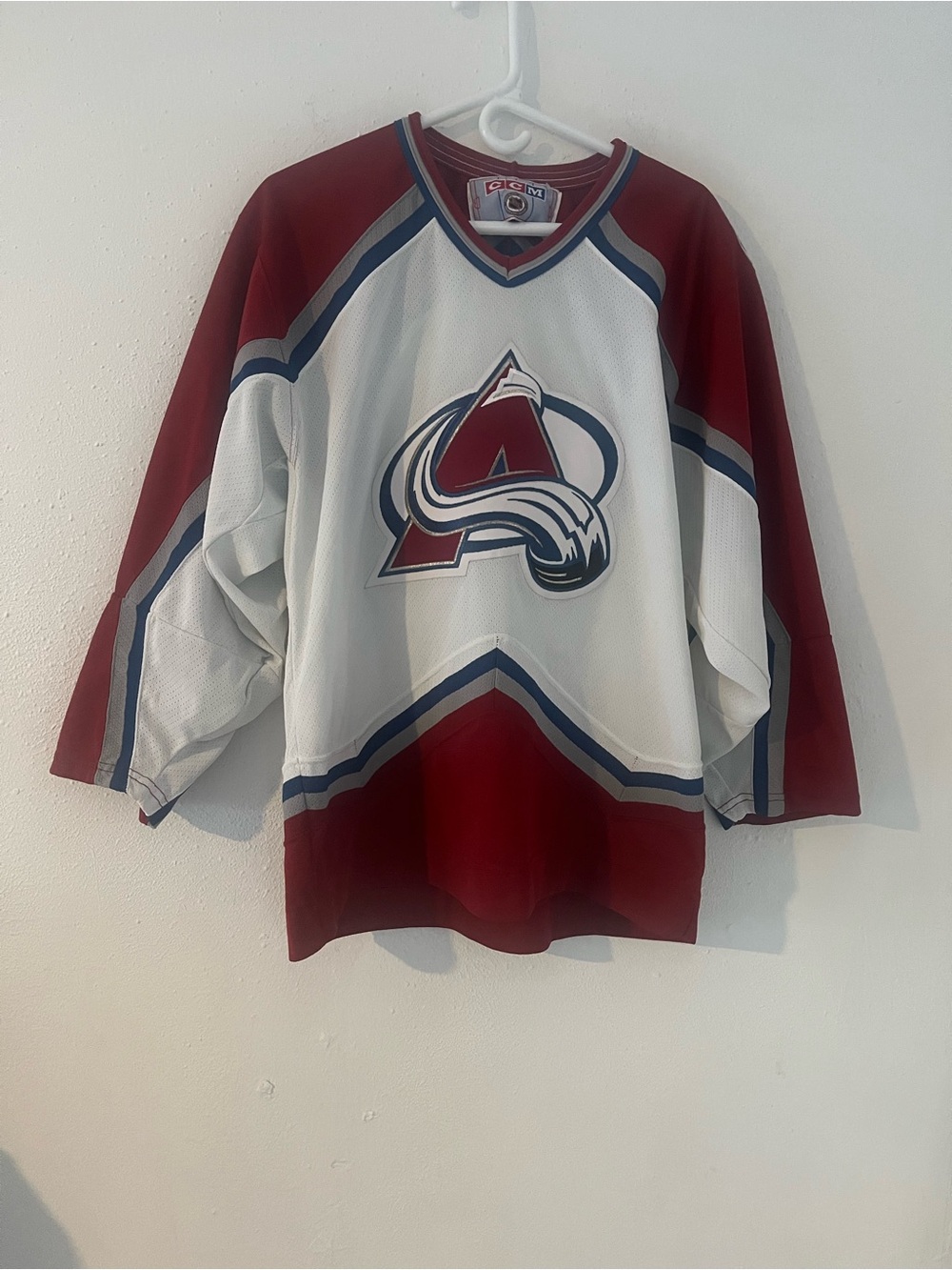 Vintage CCM Colorado Avalanche White & Burgundy Hockey Sweater